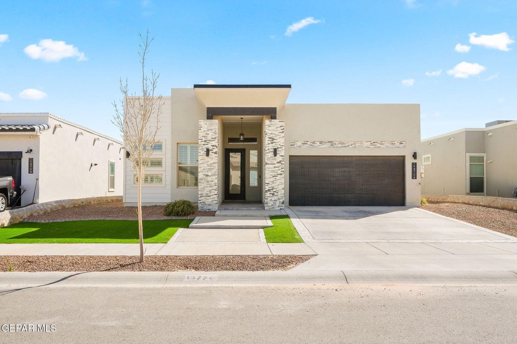 Photo of 14724 TIERRA BETANCOURT Place, El Paso, TX 79938 (MLS # 939899)