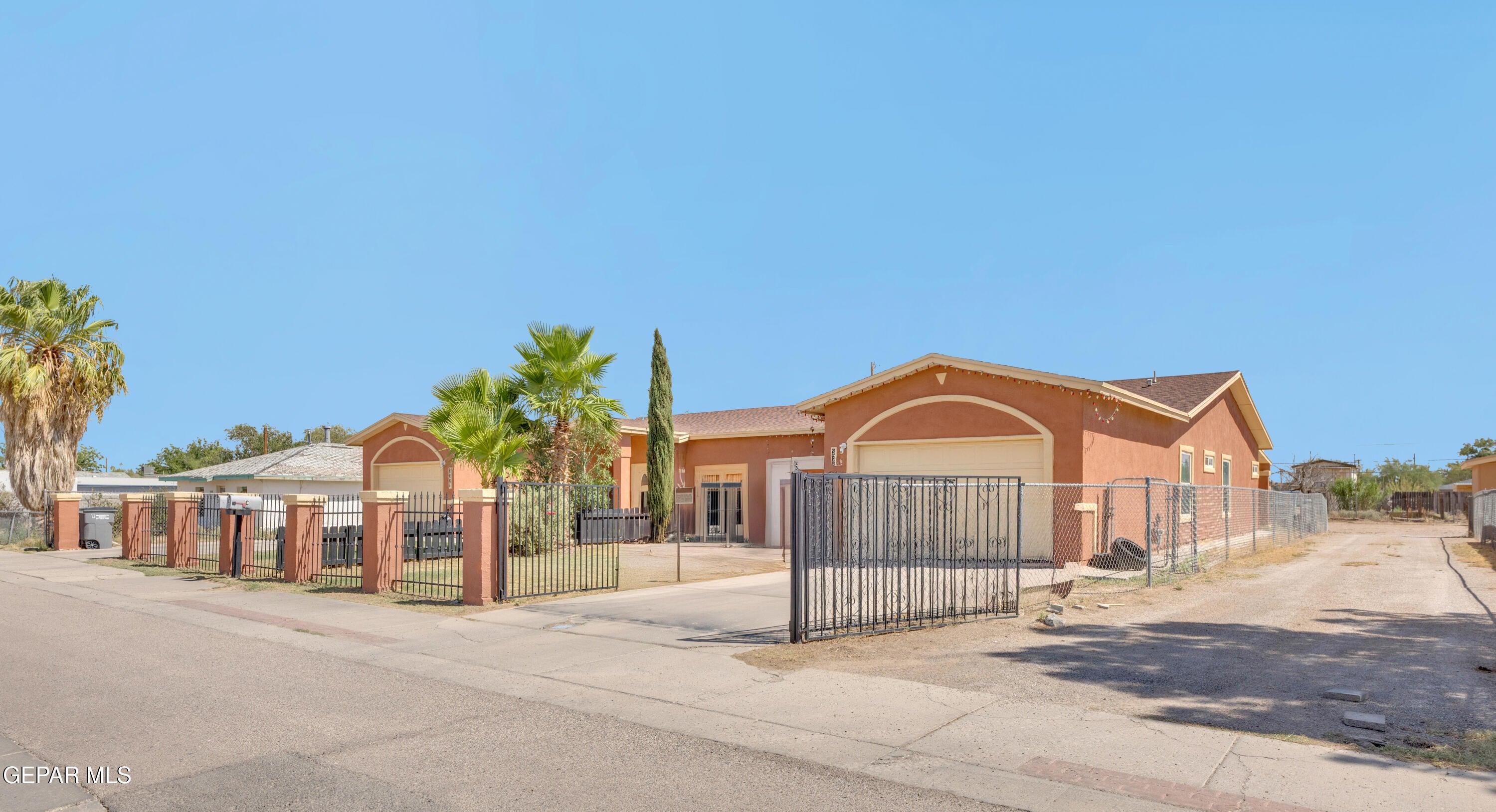 332 MILTON Road C & D
