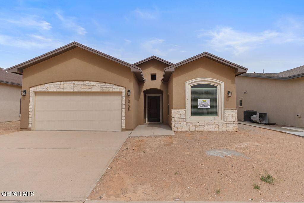 Photo of 101 Madrid Street, Santa Teresa, NM 88008 (MLS # 940368)