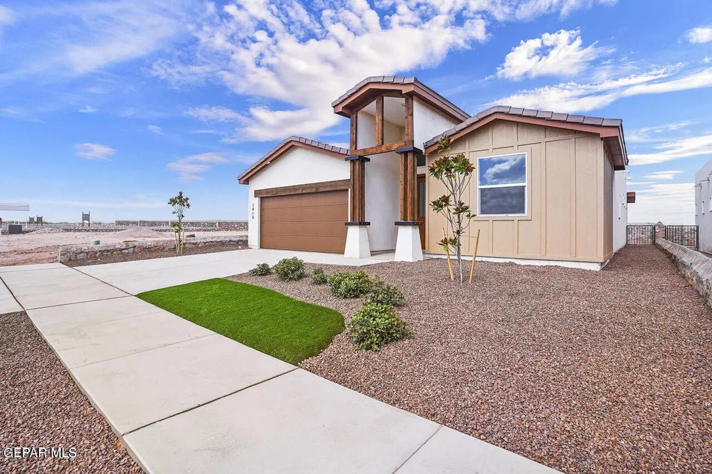 Photo of 1416 HARLAN POINT Place, El Paso, TX 79928 (MLS # 948574)