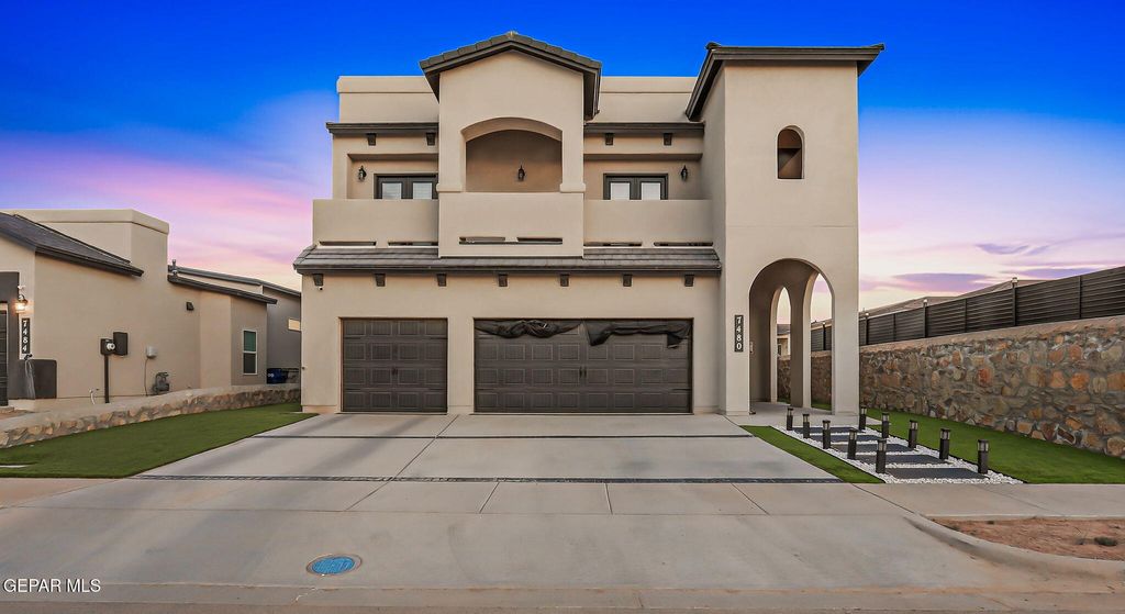 Photo of 7480 NORTE CHILE Way, El Paso, TX 79934 (MLS # 942141)
