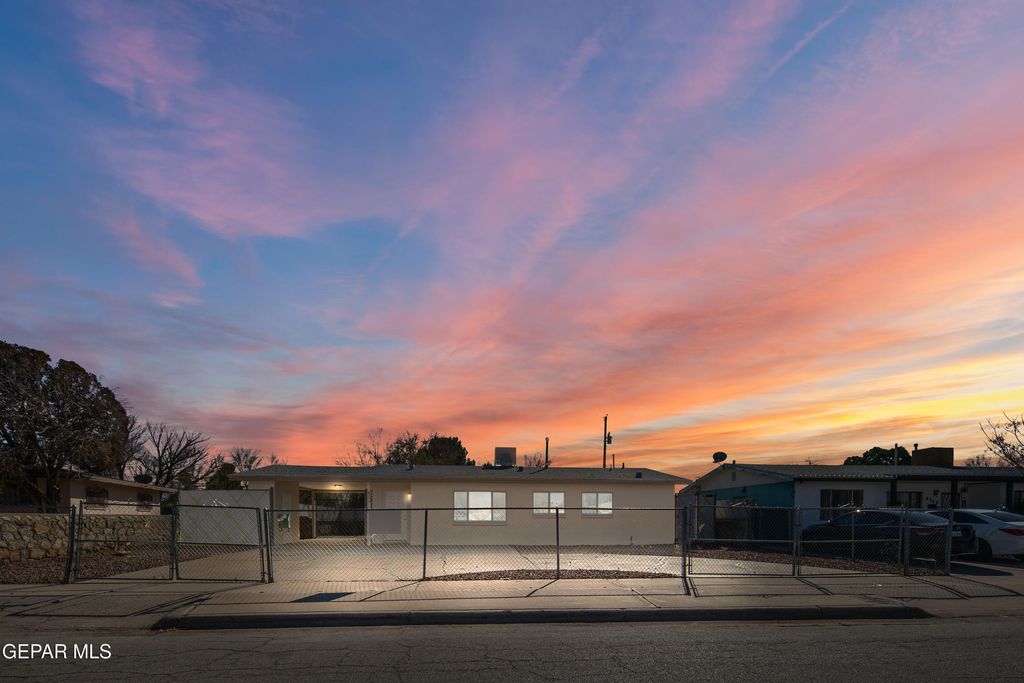 Photo of 8244 STRICKLAND Drive, El Paso, TX 79907 (MLS # 937450)