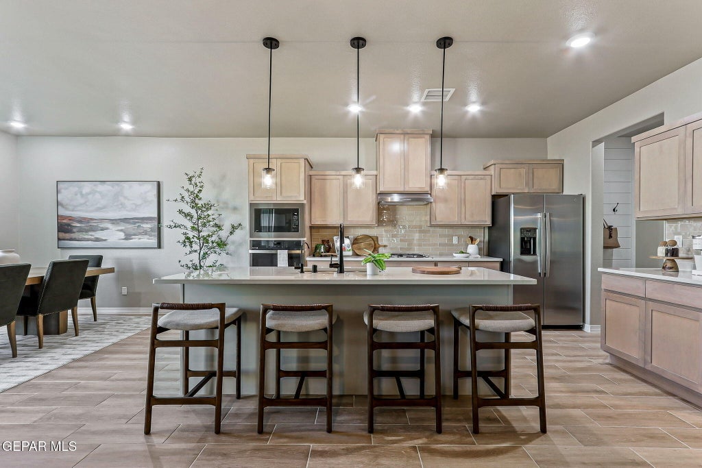 Photo of 328 EMERALD EARTH Lane, Horizon City, TX 79928 (MLS # 949509)
