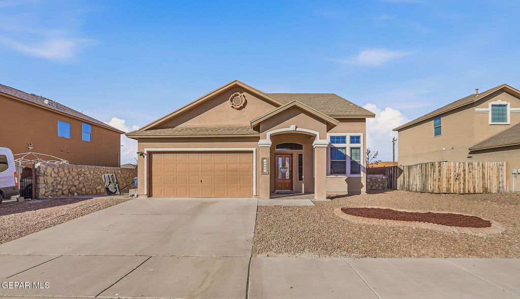 Photo of 14421 LACOTA POINT Drive, El Paso, TX 79938 (MLS # 936660)