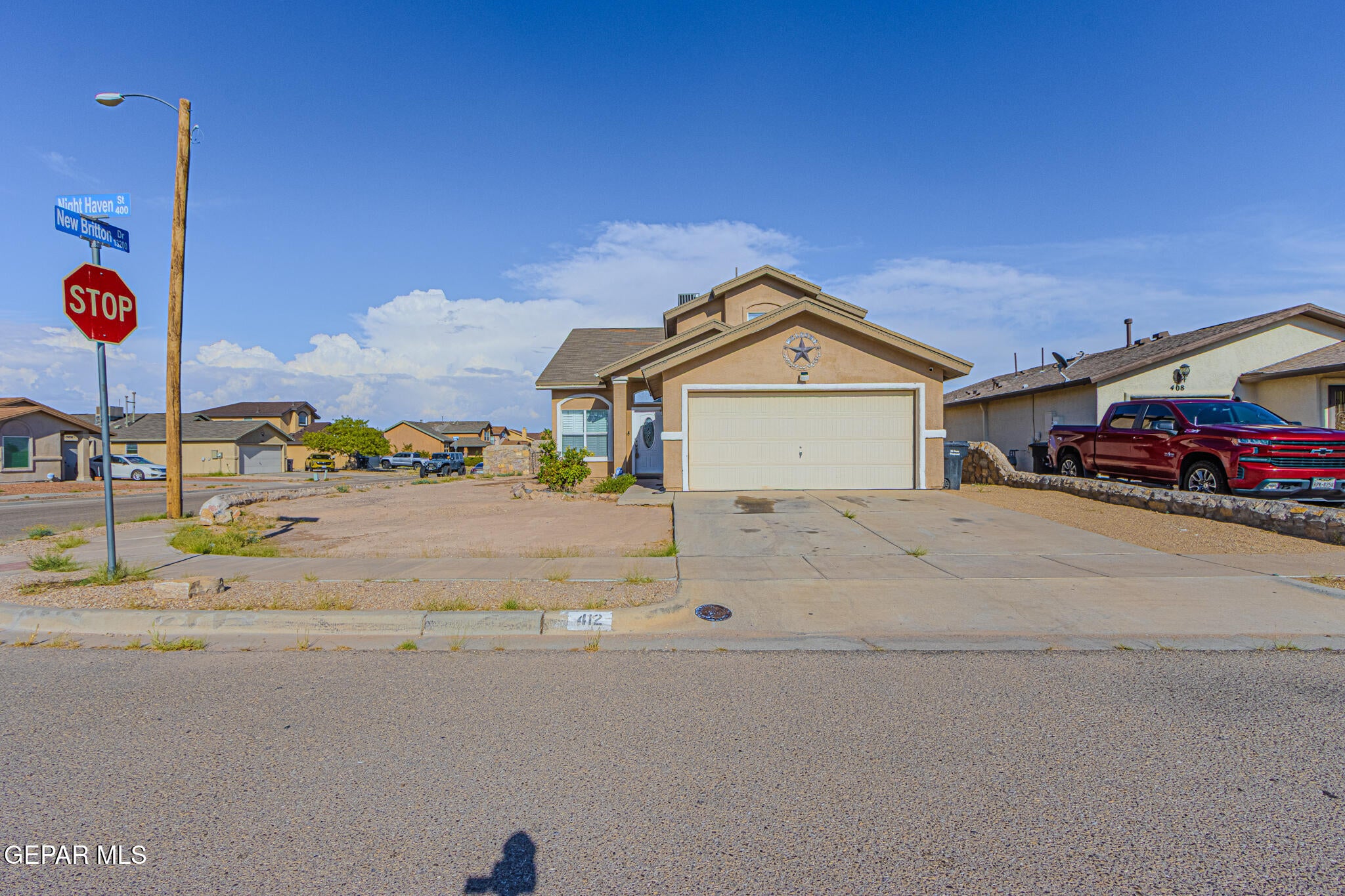 412 NIGHTHAVEN Street