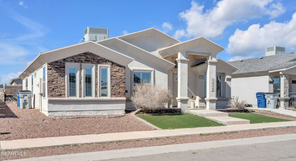 Photo of 1913 William Caples Street, El Paso, TX 79938 (MLS # 938181)