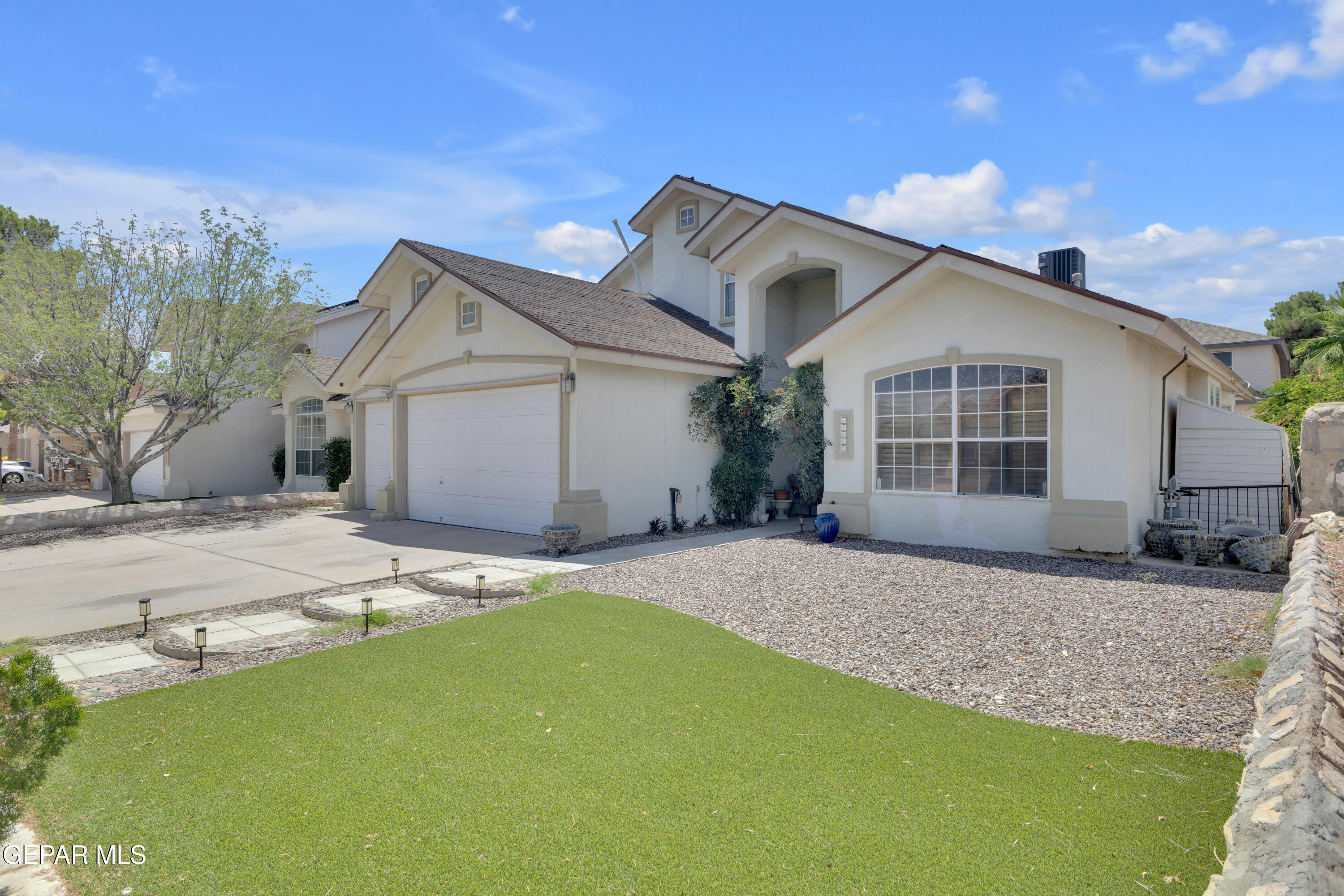 12616 SUN EMPRESS DR Drive