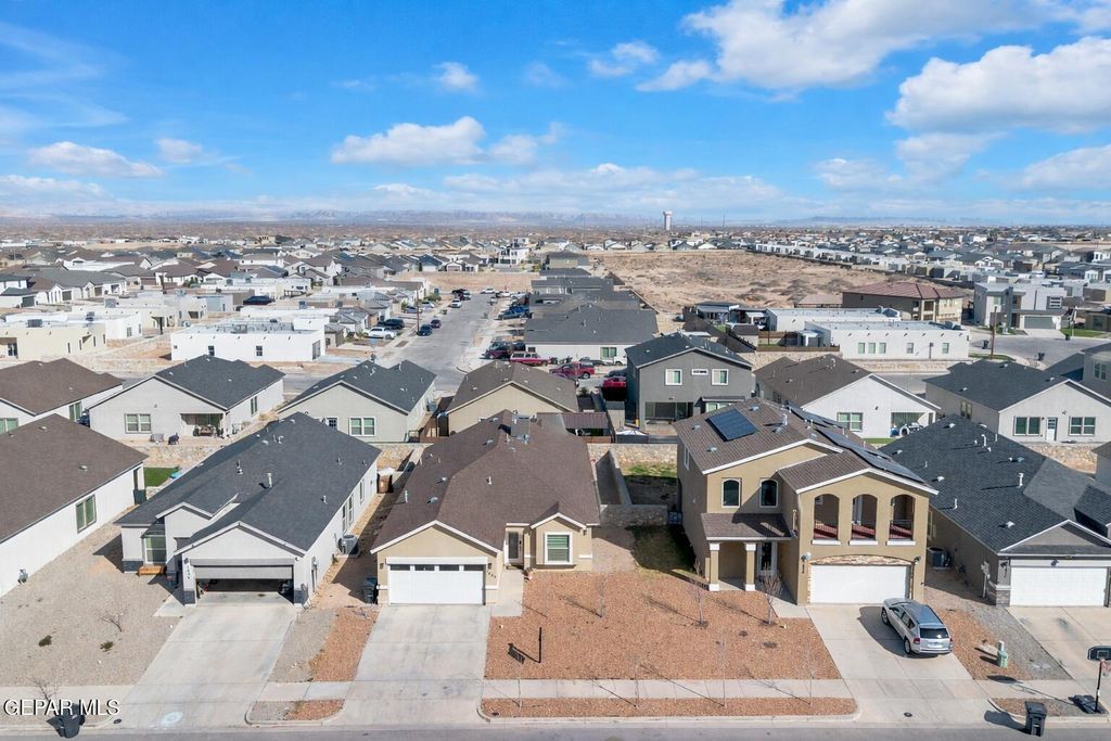 Photo of 1032 Indigo Sky Street, Horizon City, TX 79928 (MLS # 938981)