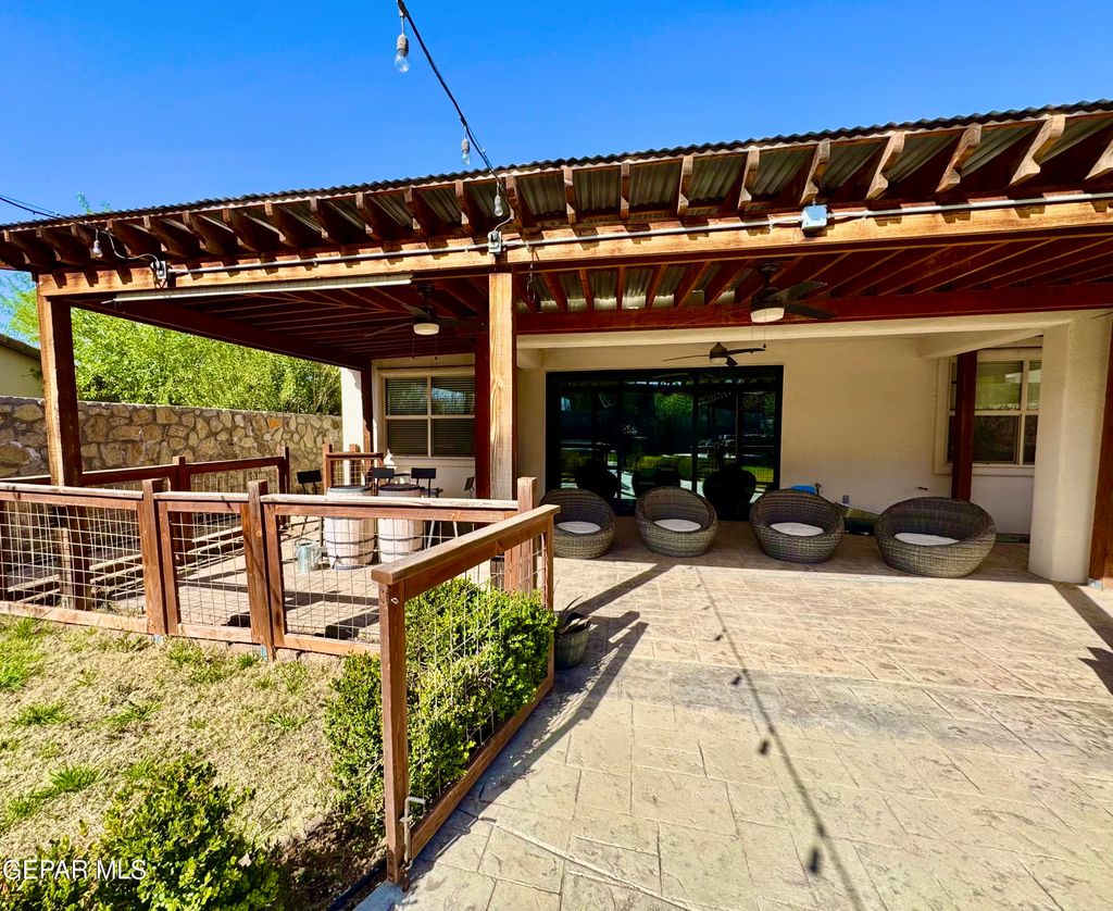 Photo of 7332 STEVE DEGROAT Drive, El Paso, TX 79911 (MLS # 940132)