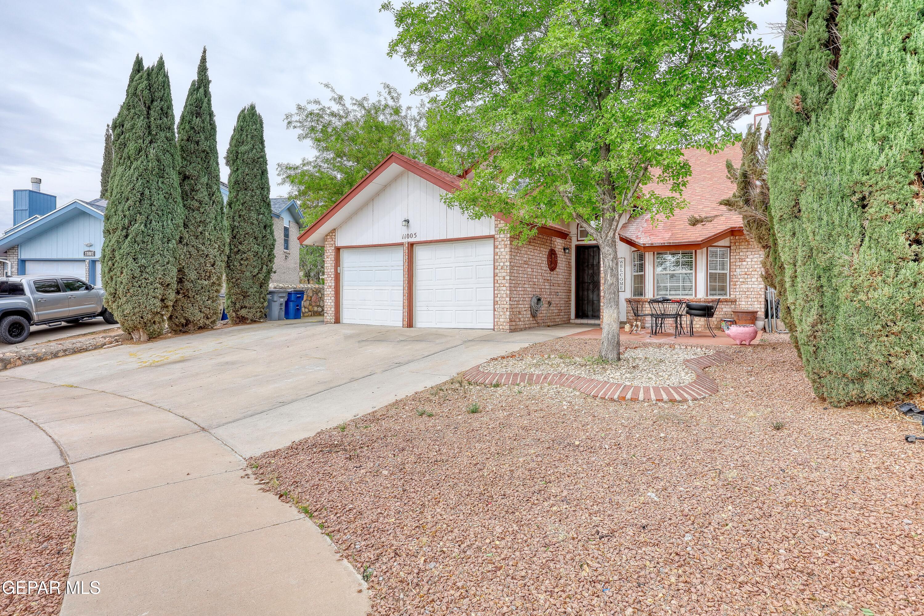 11005 LOMA GRANDE Drive