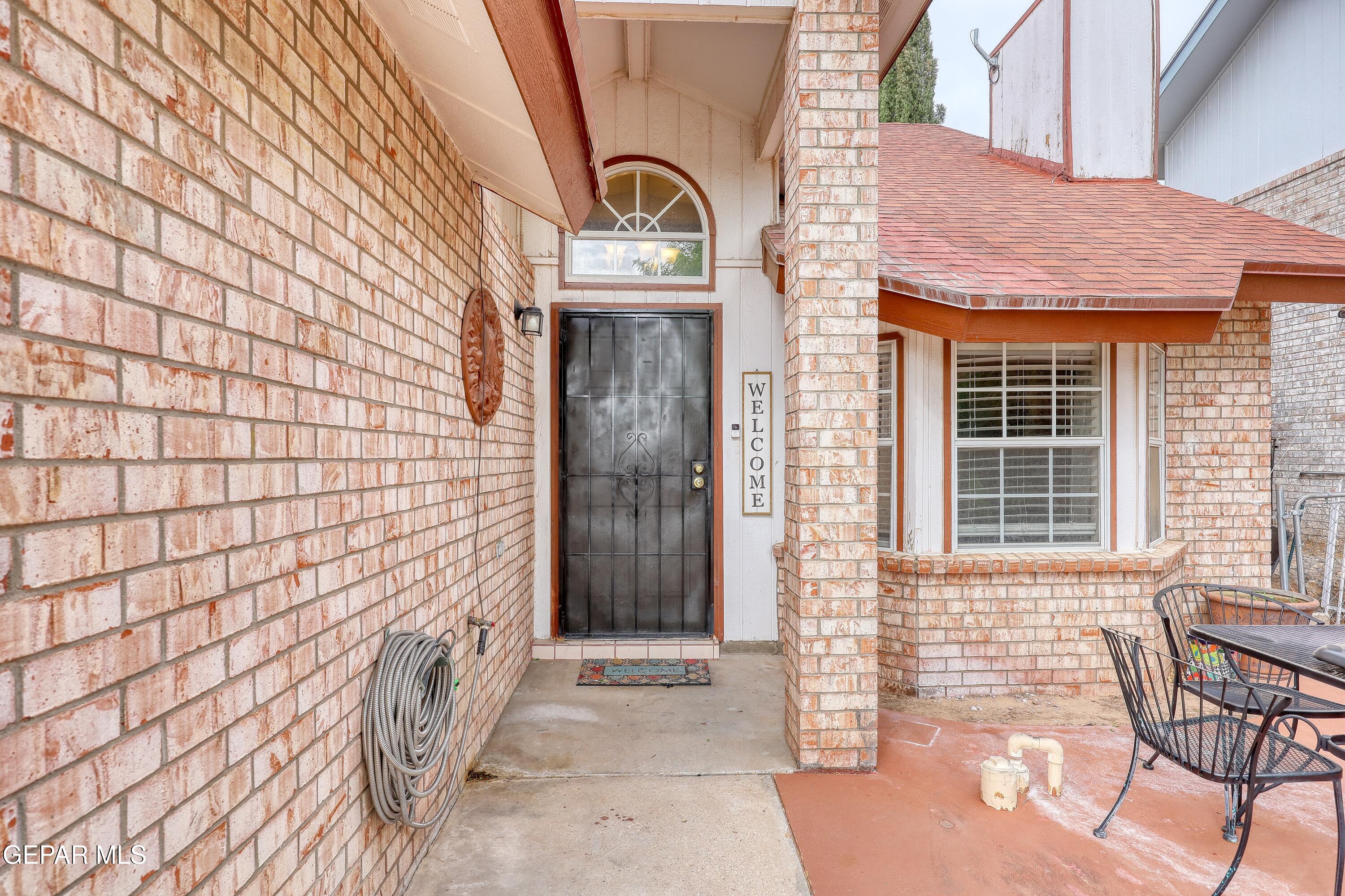 11005 LOMA GRANDE Drive