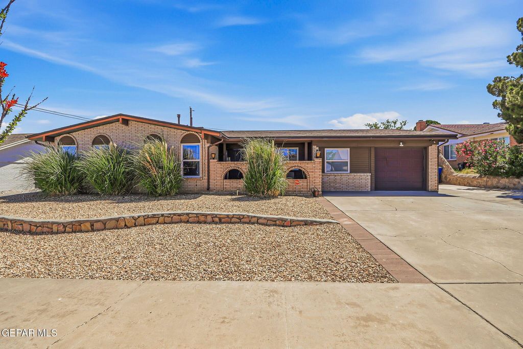 Photo of 4720 Blossom Avenue, El Paso, TX 79924 (MLS # 941951)