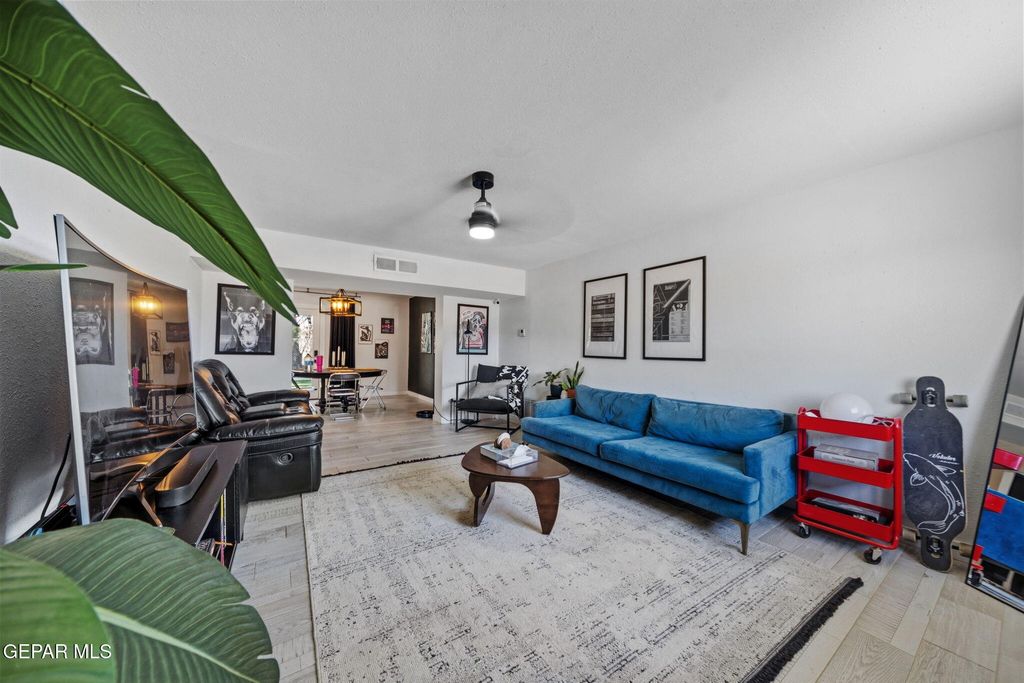 Photo of 408 SAN PABLO Place, El Paso, TX 79915 (MLS # 940256)