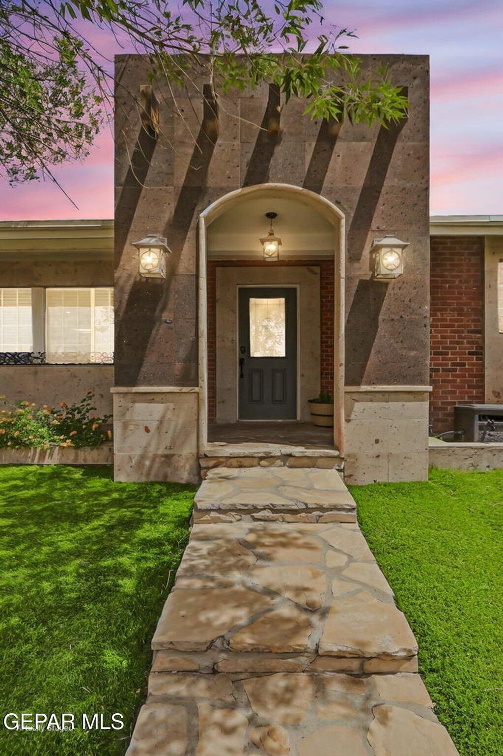 Photo of 348 Coral Hills Road, El Paso, TX 79912 (MLS # 943649)
