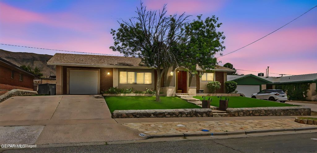 Photo of 348 Coral Hills Road, El Paso, TX 79912 (MLS # 943649)