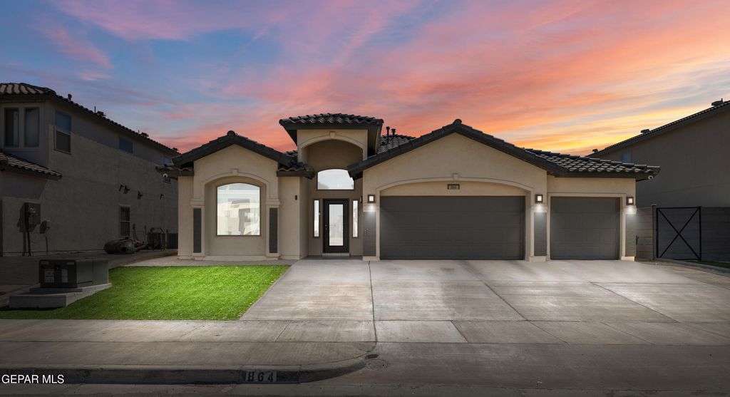Photo of 864 Crystal Deer Drive, El Paso, TX 79928 (MLS # 939718)