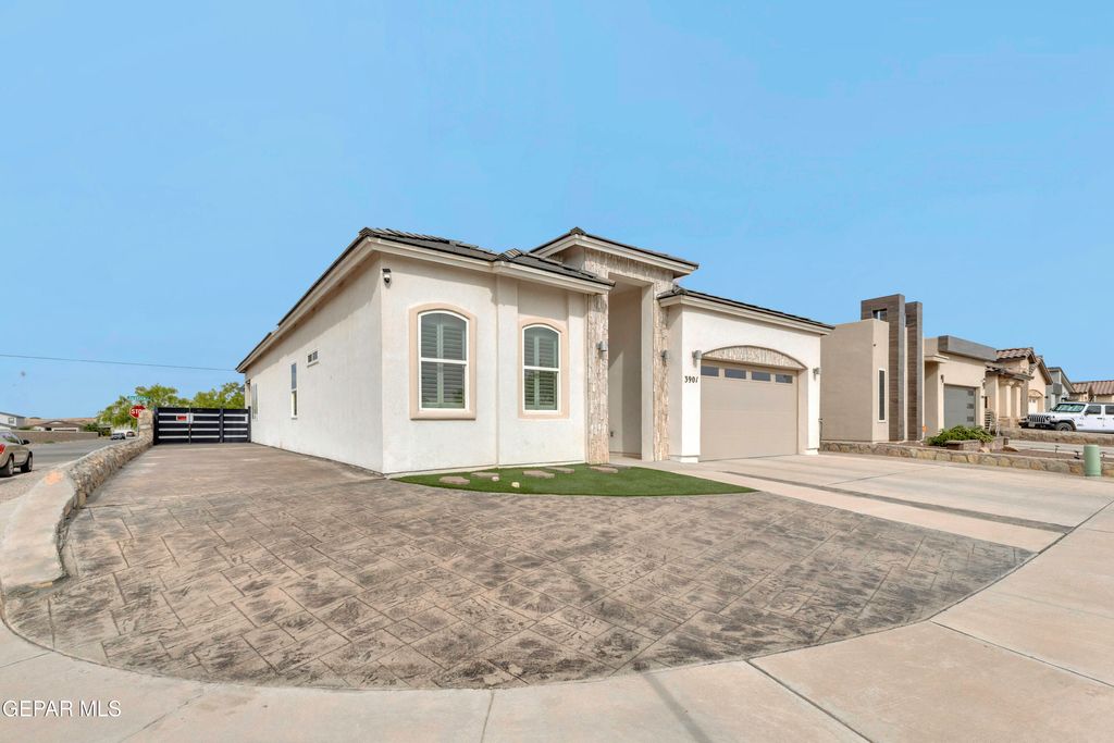 Photo of 3901 DESERT PARK Place, El Paso, TX 79938 (MLS # 941472)