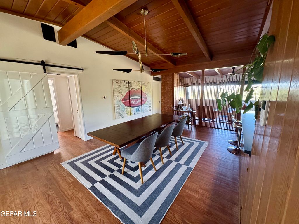 Photo of 931 MESITA Drive, El Paso, TX 79902 (MLS # 936285)