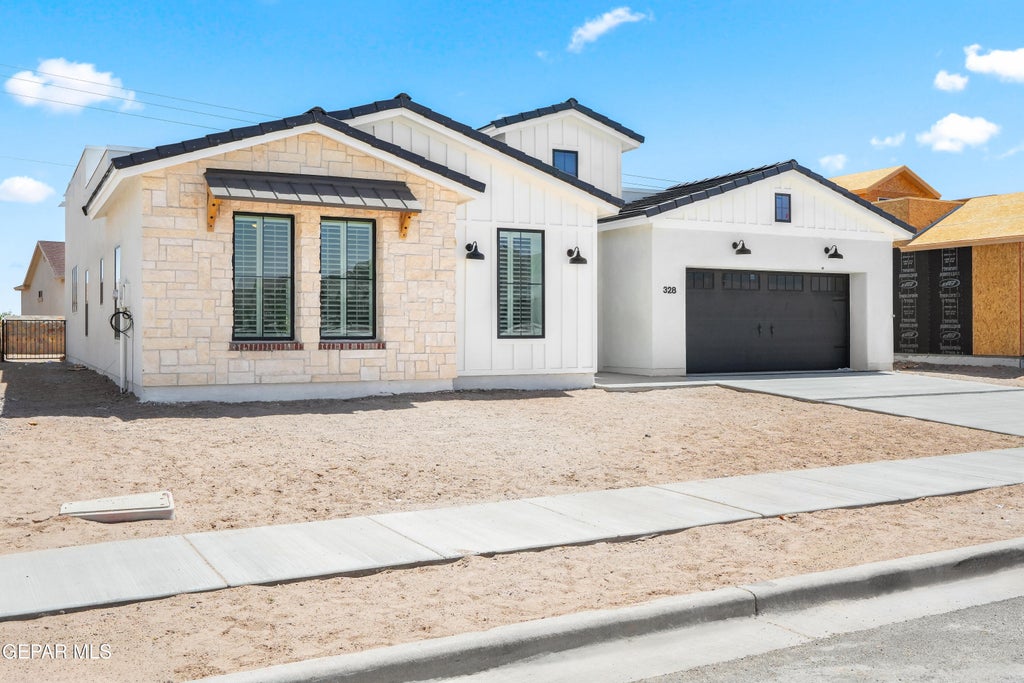 Photo of 1726 Cinch Place, El Paso, TX 79911 (MLS # 952488)