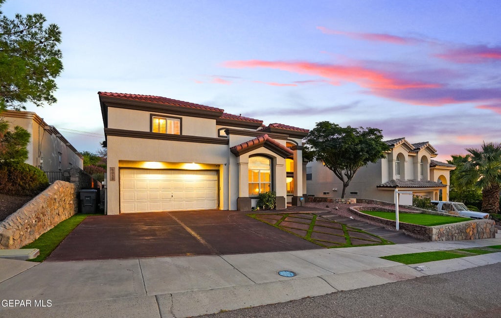 Photo of 6056 LOS PUEBLOS Drive, El Paso, TX 79912 (MLS # 950228)