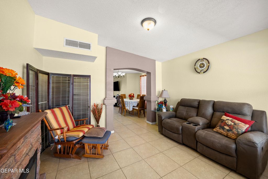 Photo of 11916 AUBURN SANDS Drive, El Paso, TX 79934 (MLS # 943039)