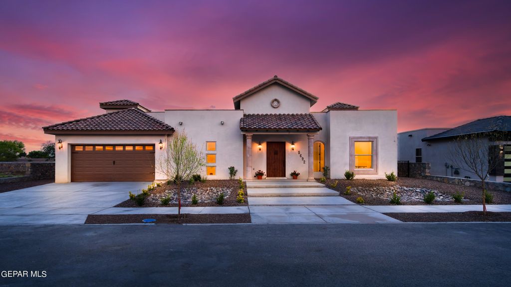 Photo of 5692 Rio Bonito Circle, El Paso, TX 79932 (MLS # 932294)