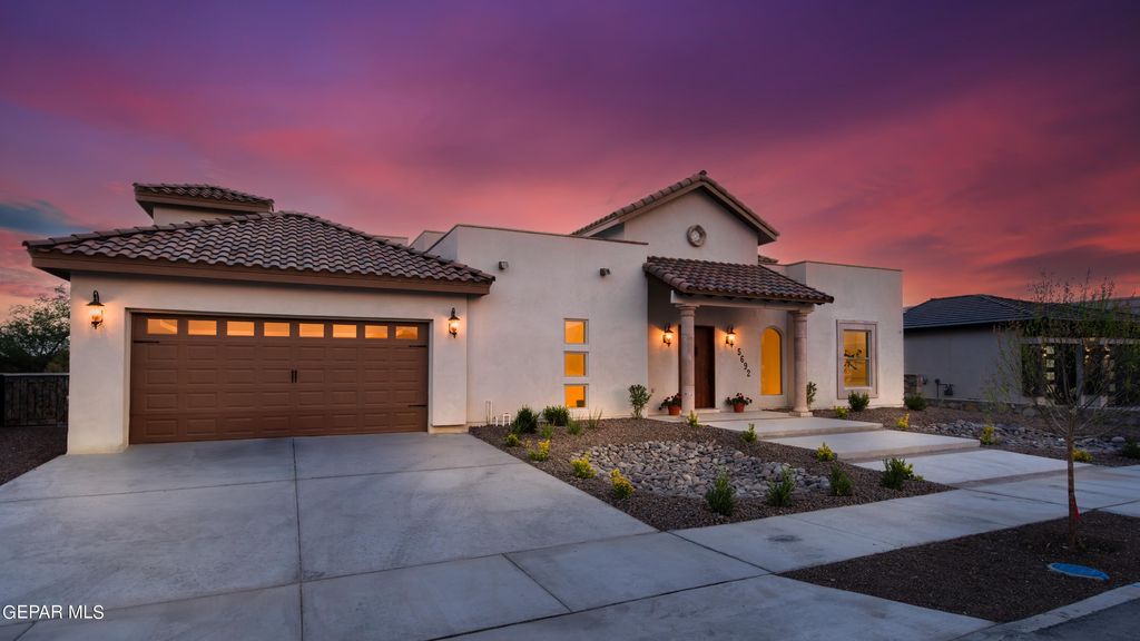 Photo of 5692 Rio Bonito Circle, El Paso, TX 79932 (MLS # 932294)