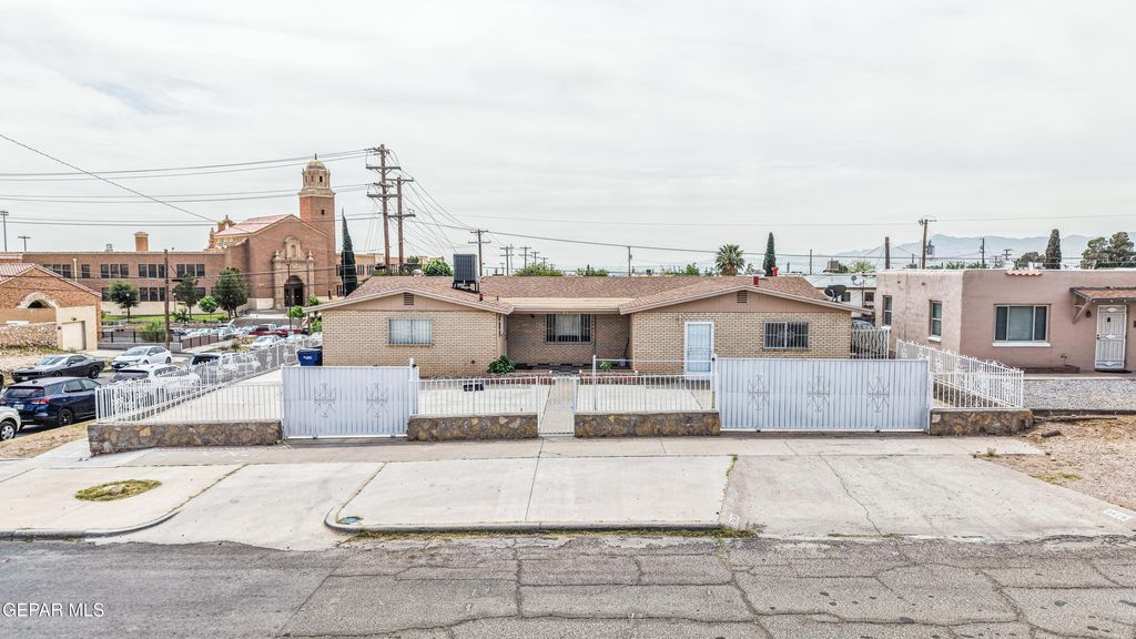 Photo of 3428 NASHVILLE Avenue, El Paso, TX 79930 (MLS # 942425)