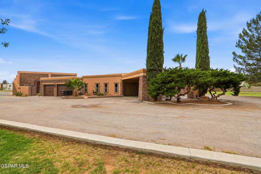 Photo of 5 CIELO LINDO, Anthony, NM 88021 (MLS # 945379)