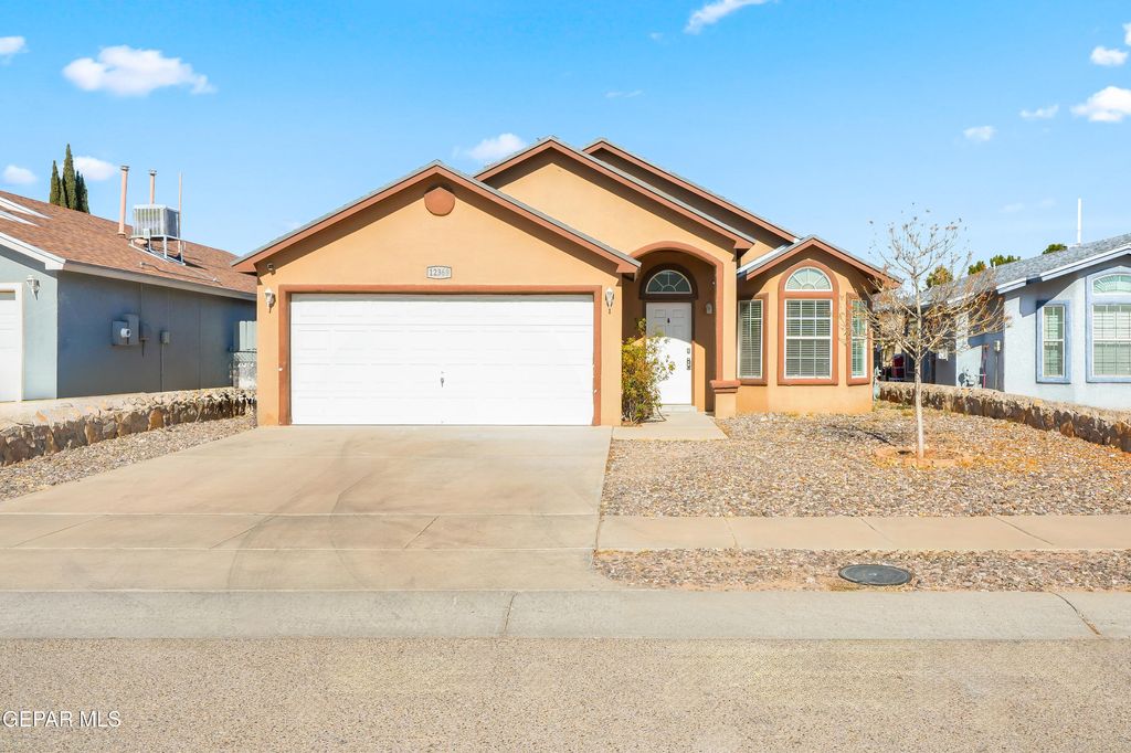 Photo of 12369 TIERRA APACHE Drive, El Paso, TX 79938 (MLS # 937128)