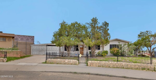 7864 LA GRANGE CT, EL PASO, TX 79915 - Image 581db33684af4053b80d3e8f283766ea/367458092