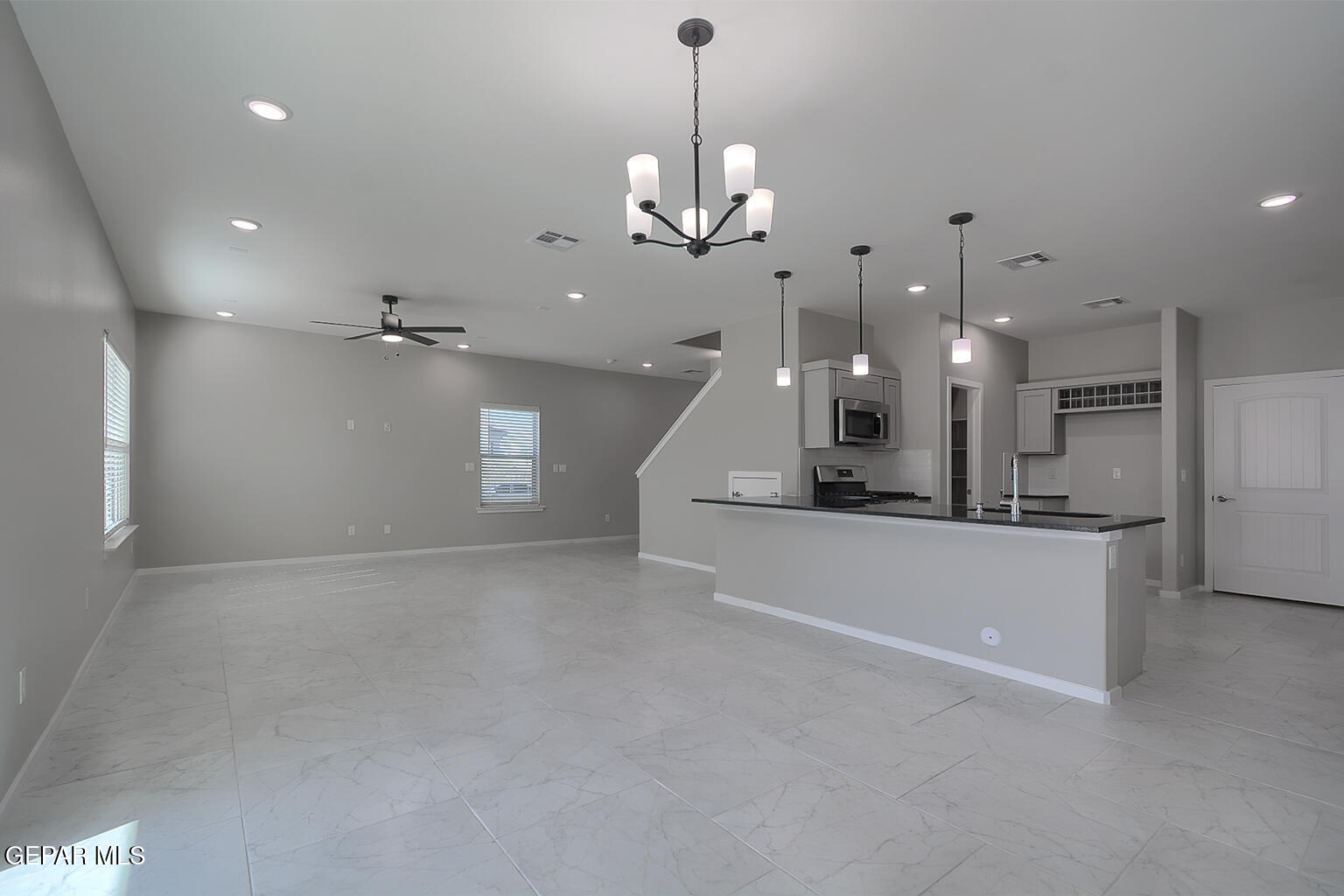 13916 Summer Valley Avenue