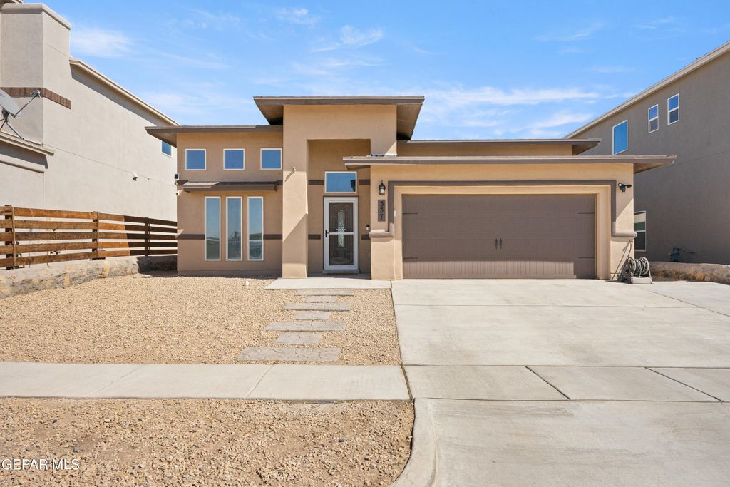 Photo of 337 Fray Olguin Court, Socorro, TX 79927 (MLS # 939155)