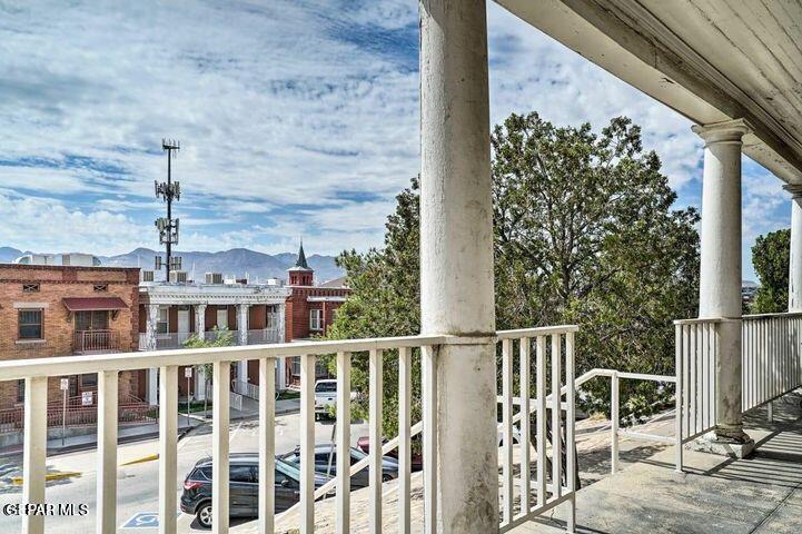 505 W Missouri Avenue