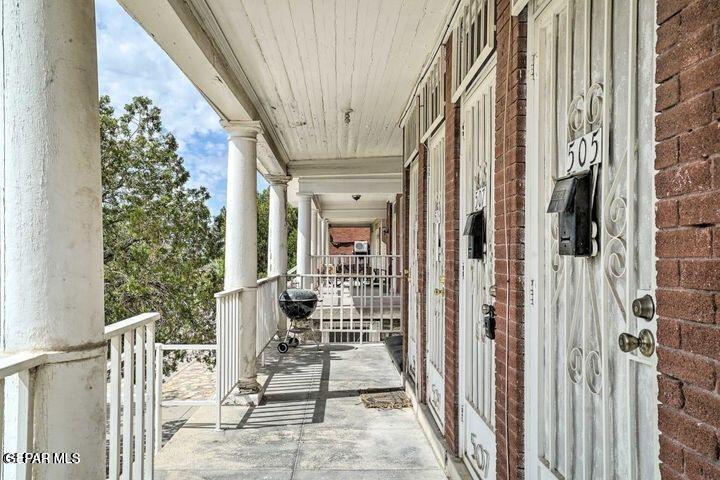 505 W Missouri Avenue