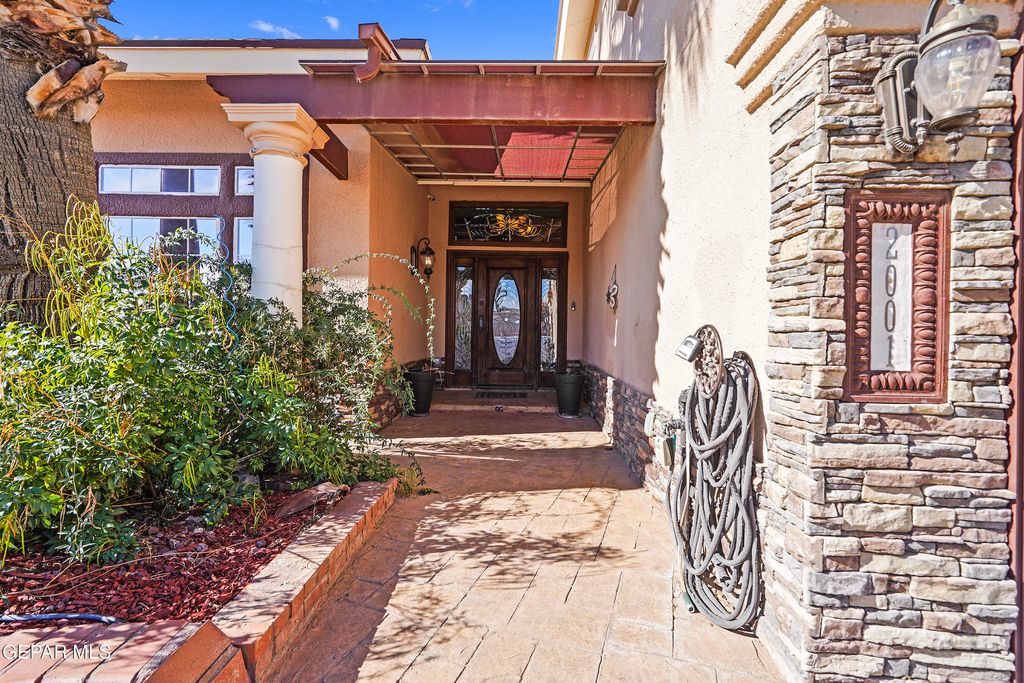 Photo of 2001 THUNDER RIDGE Drive, El Paso, TX 79938 (MLS # 934720)