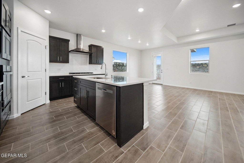 Photo of 13824 Summer Hail Avenue, El Paso, TX 79928 (MLS # 950726)