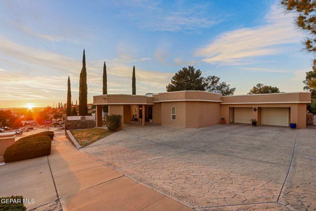 Photo of 1349 BELVIDERE Street, El Paso, TX 79912 (MLS # 940970)