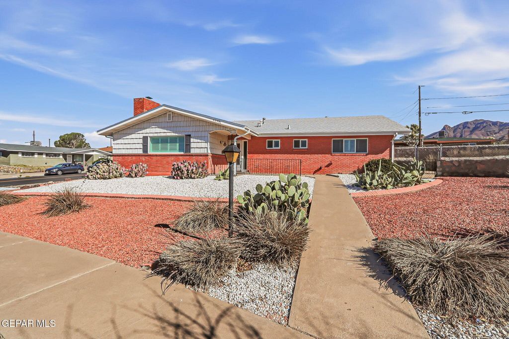 Photo of 6208 DE LEON Court, El Paso, TX 79912 (MLS # 938997)