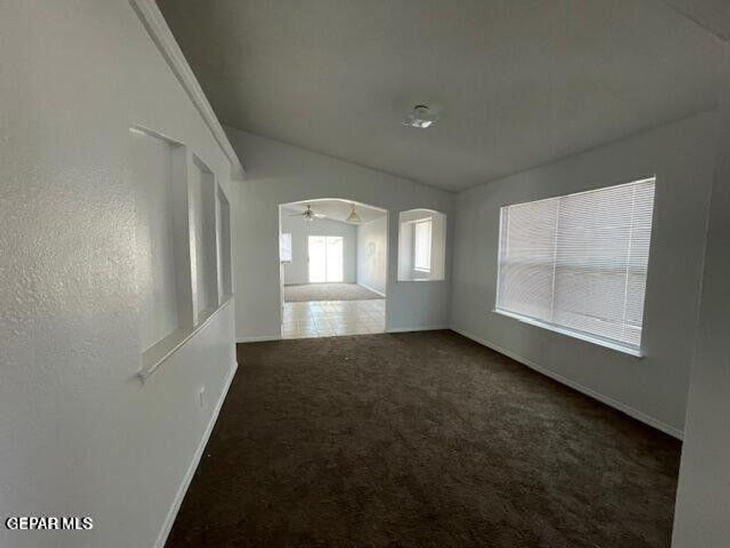 Photo of 12501 SOMBRA FUERTE Drive, El Paso, TX 79938 (MLS # 944135)