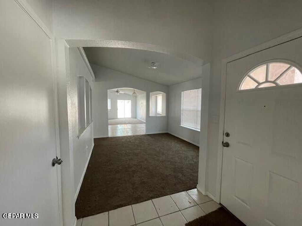 Photo of 12501 SOMBRA FUERTE Drive, El Paso, TX 79938 (MLS # 944135)
