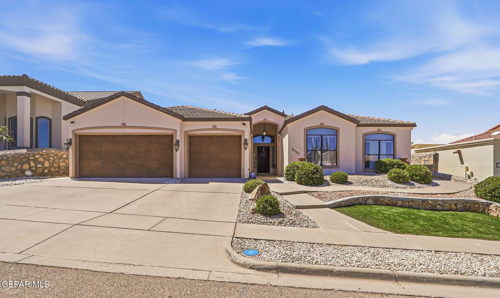 Photo of 6340 FRANKLIN RED Drive, El Paso, TX 79912 (MLS # 942817)