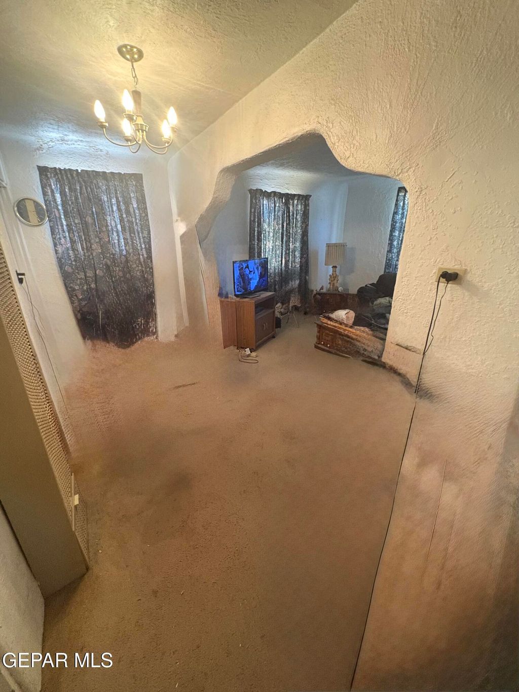 Photo of 327 S GLENWOOD Street, El Paso, TX 79905 (MLS # 943619)