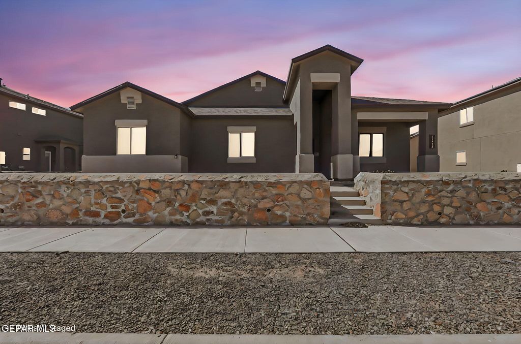 Photo of 2425 Mike Price Drive, El Paso, TX 79938 (MLS # 939621)