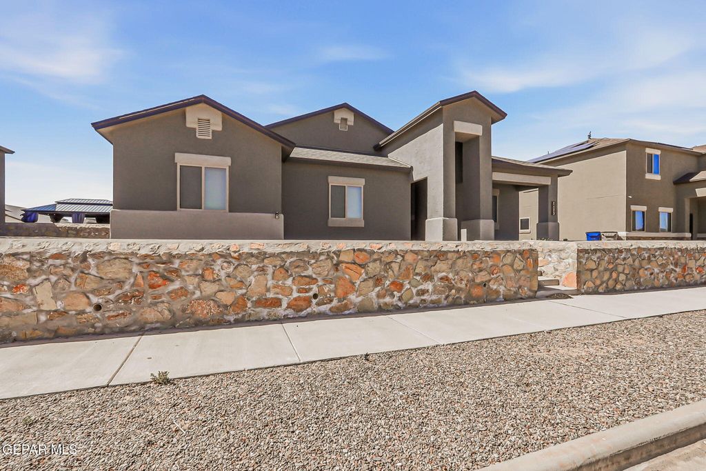 Photo of 2425 Mike Price Drive, El Paso, TX 79938 (MLS # 939621)