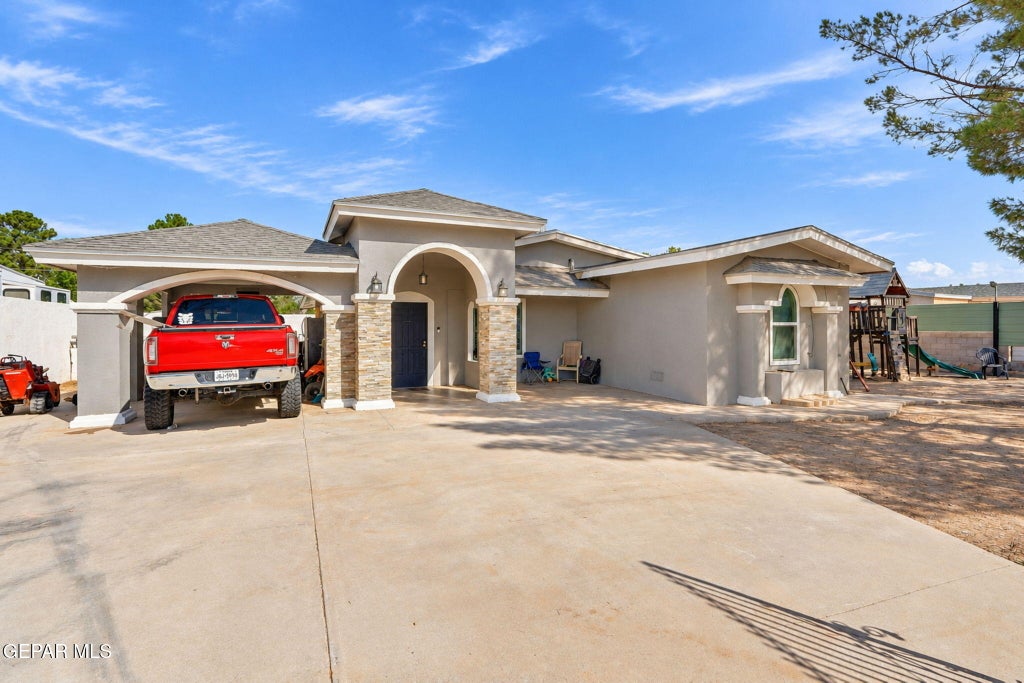 Photo of 10971 Donna Marie Drive, Socorro, TX 79927 (MLS # 952677)