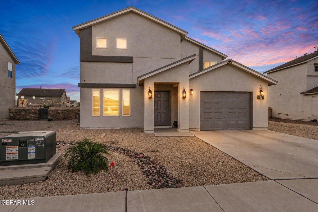 Photo of 433 TWILIGHT Drive, Socorro, TX 79927 (MLS # 950682)