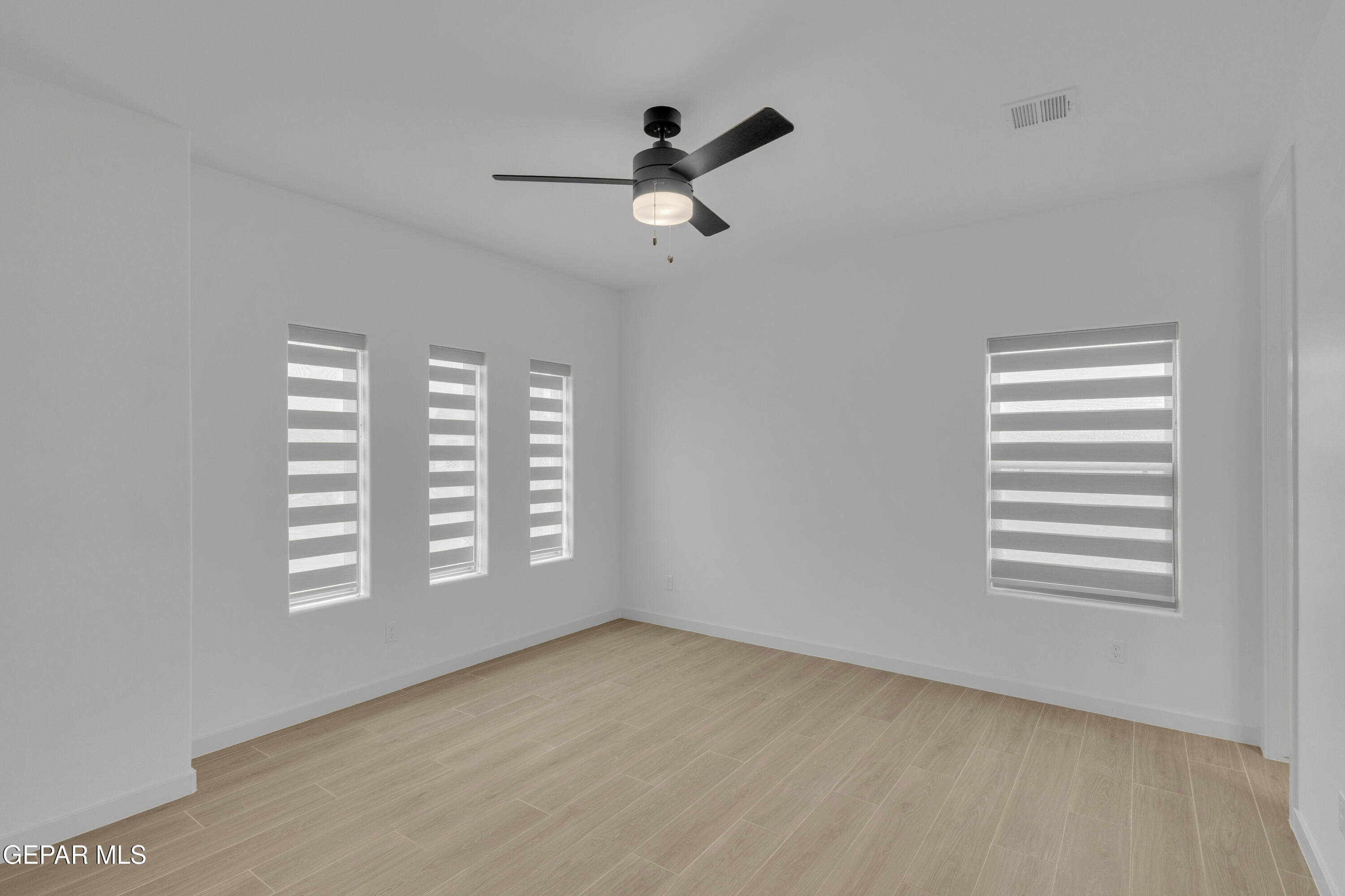 12805 Middlesbrough Avenue