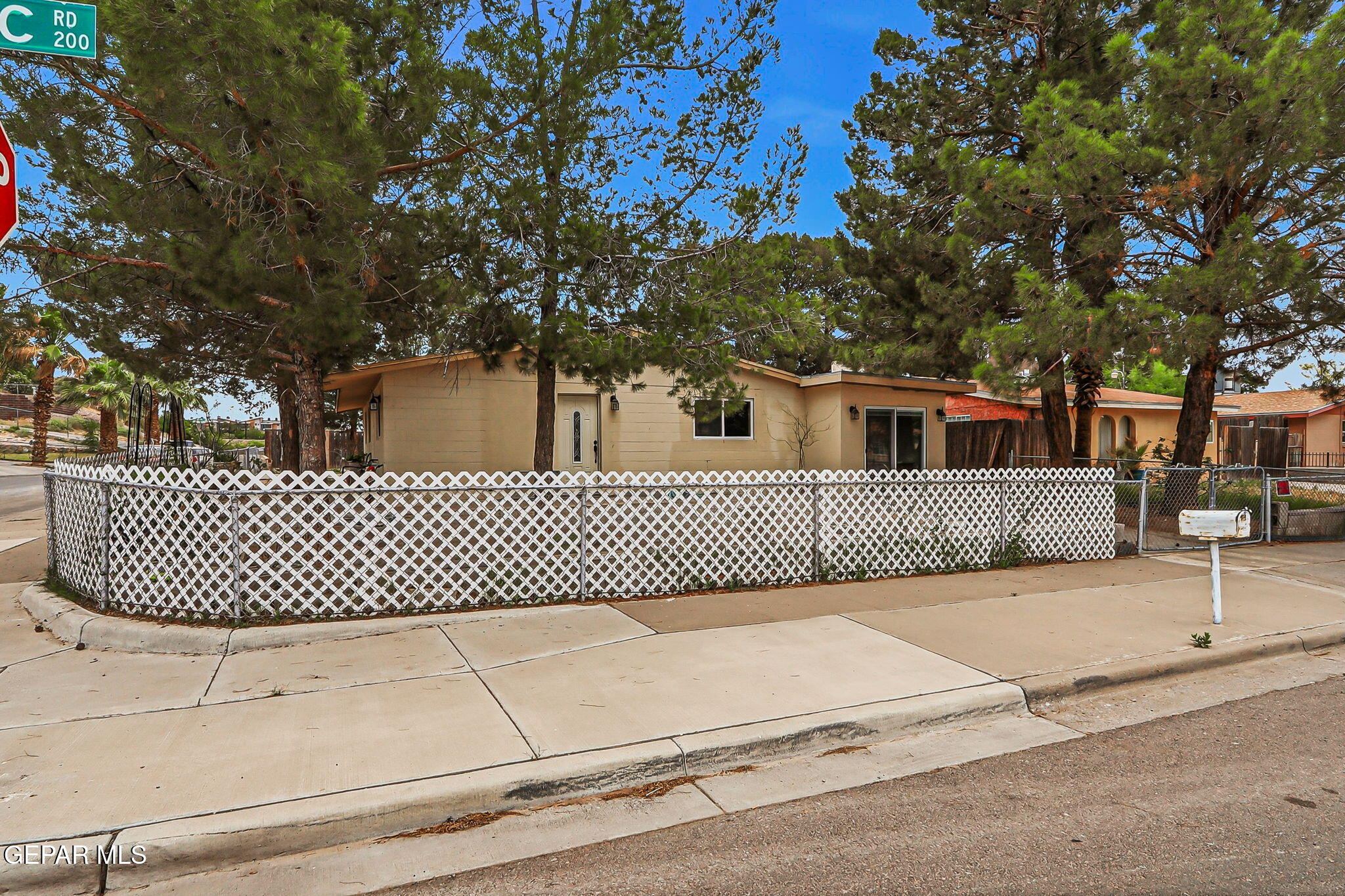 224 Pacific Drive