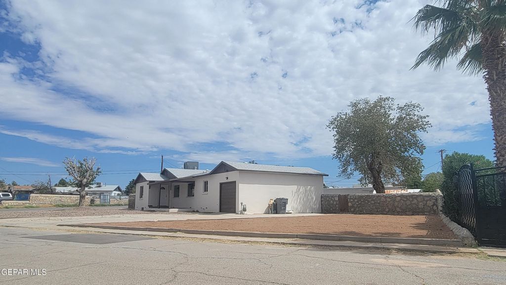 Photo of 8327 SAGELAND Way, El Paso, TX 79907 (MLS # 941156)